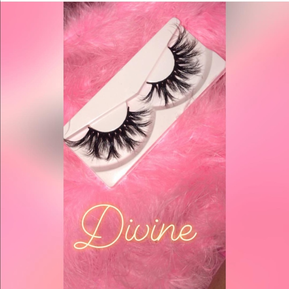 Eyelashes